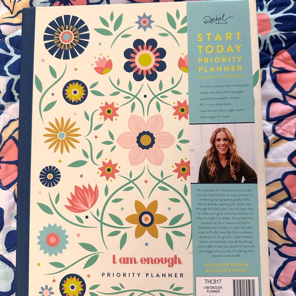 Rachel Hollis: Start Today Priority Planner